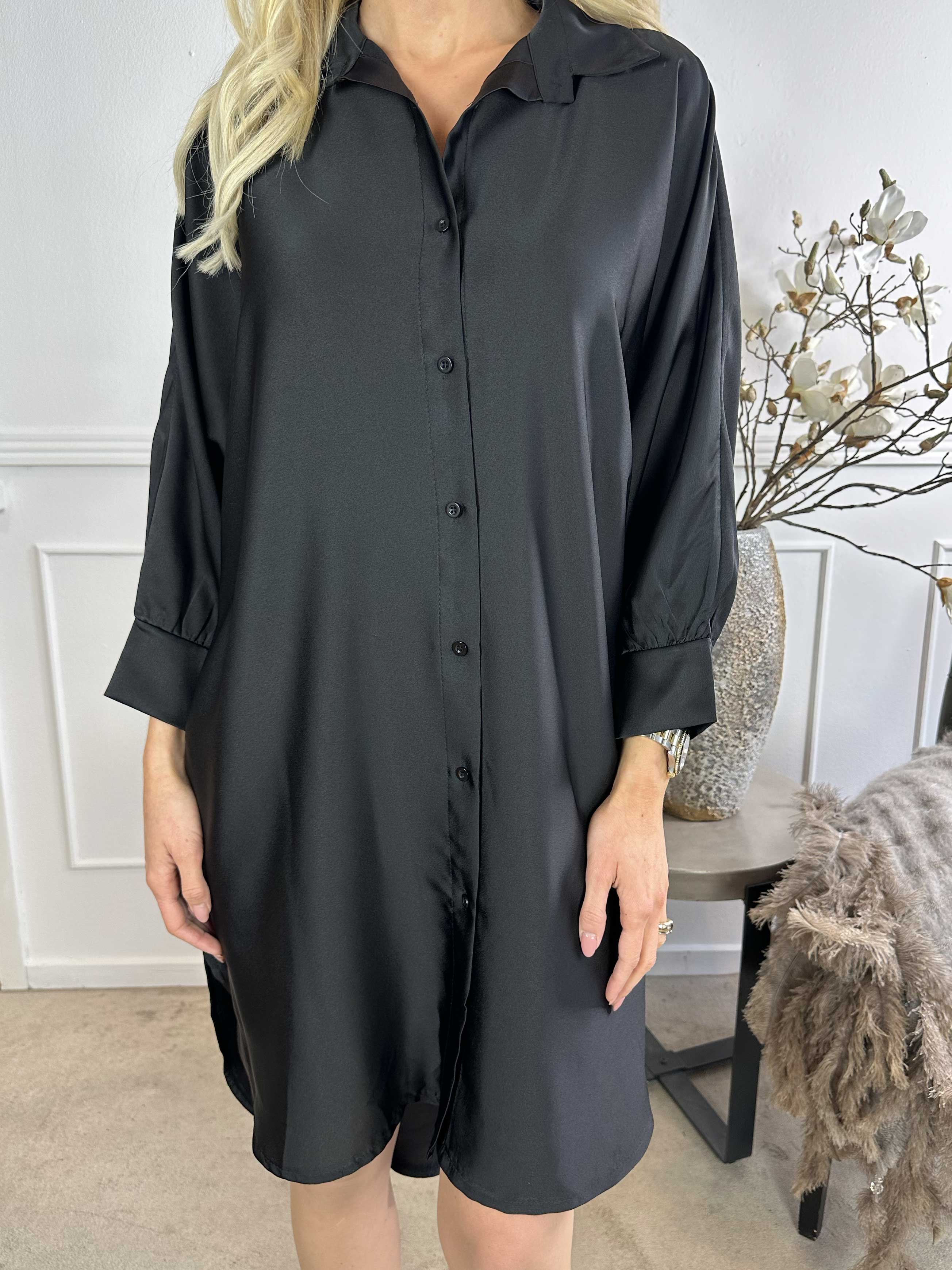 Anja - Skjorte i silkelook med flagermusærmer